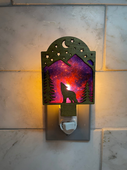 Howling Wolf Night Light